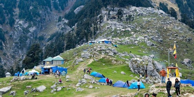 TRIUND TREK
