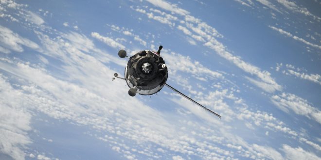 What Is the Civilian Space Exploration Team