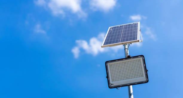 Solar Pole Lights for Outdoor Commercial Lighting