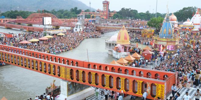 गंगा नदी कहां से निकलती है और कहां जाती है