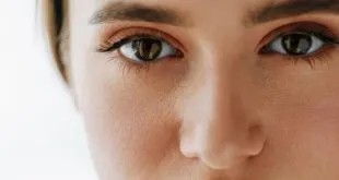 Moisturize Your Eyes
