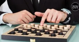 Play Checkers Online in Gamezz Online