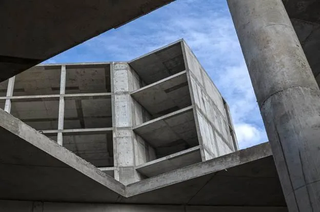 Building with Concrete