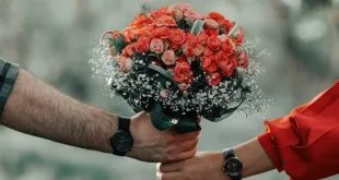 Why a Flower Bouquet is the Perfect Option for Valentine's Day