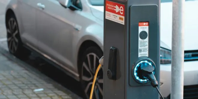 Pros and Cons of Electric Cars on the Environment