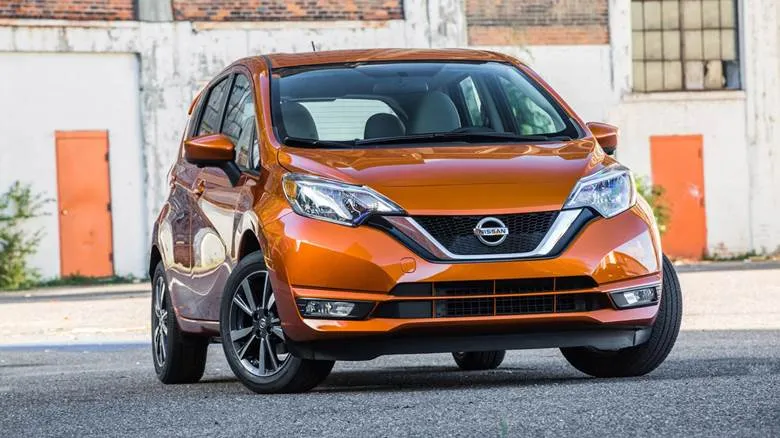Nissan Versa