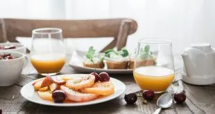 near me breakfast