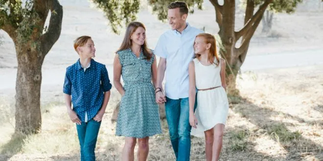FamousParenting.com