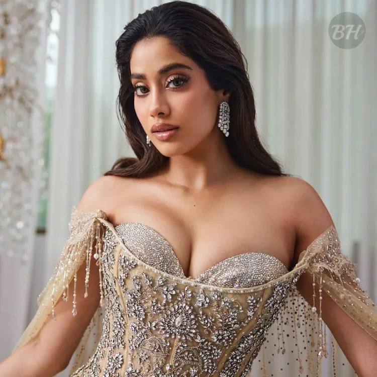 Janhvi Kapoor Height in Feet